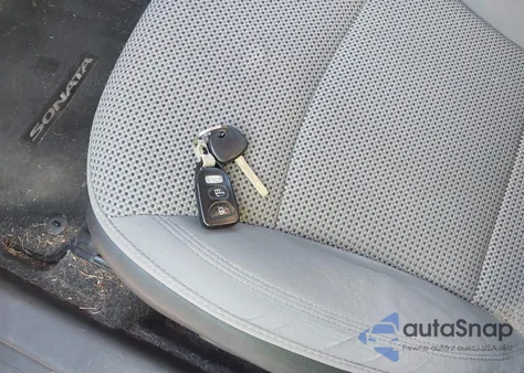 2013 Hyundai Sonata Gls z USA, uszkodzony, nr VIN 5NPEB4AC1DH509281